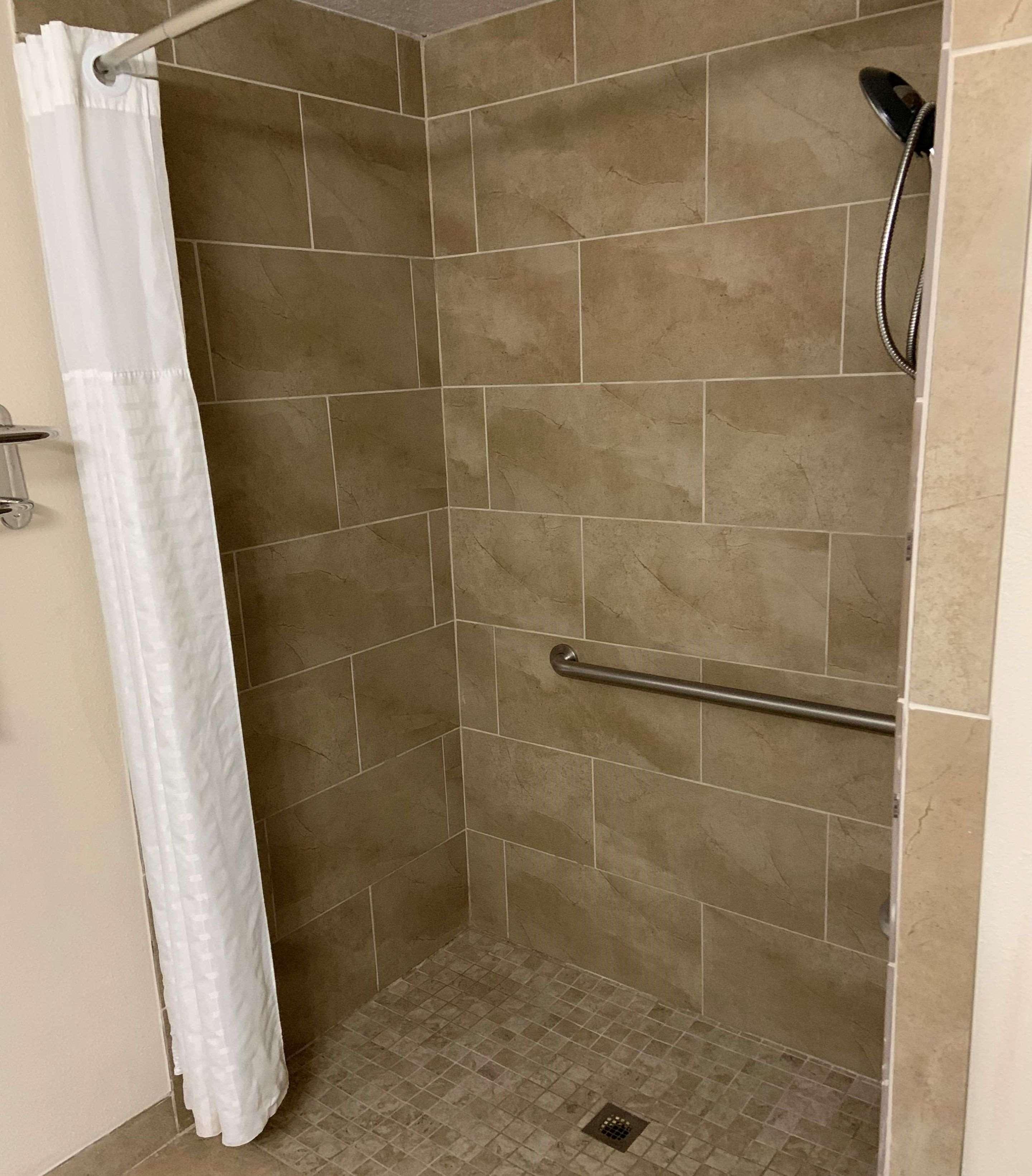 Best Western Airport Inn & Suites Cleveland Brook Park Екстер'єр фото