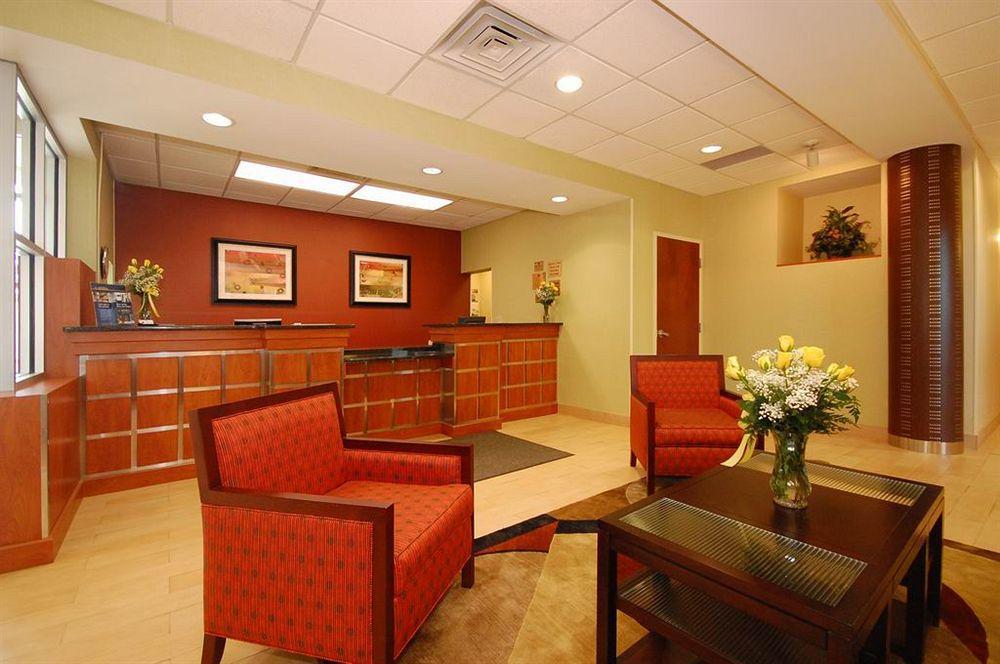 Best Western Airport Inn & Suites Cleveland Brook Park Інтер'єр фото