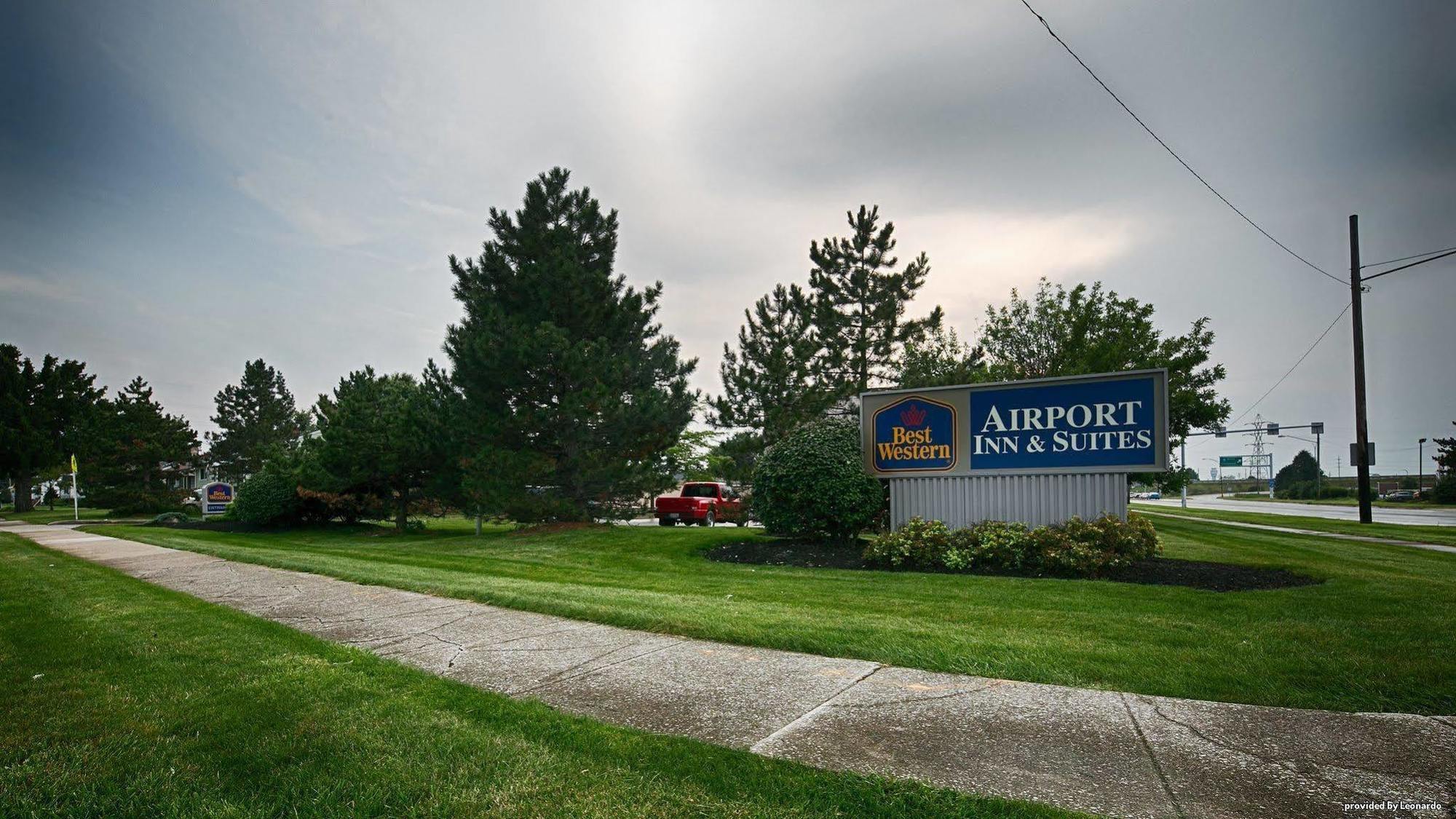 Best Western Airport Inn & Suites Cleveland Brook Park Екстер'єр фото